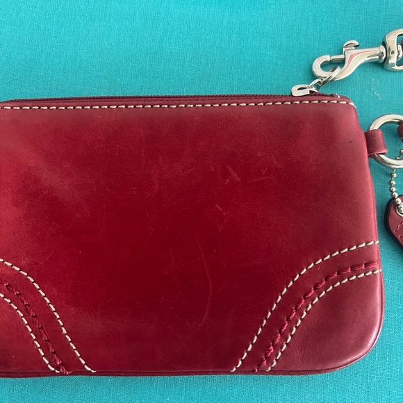 Coach red wristlet zipper change purse with hangtag - Picture 2 of 7